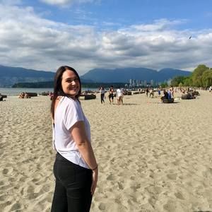 Meet your Posher, Alison